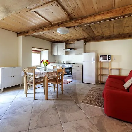 شقة La Walserhus *